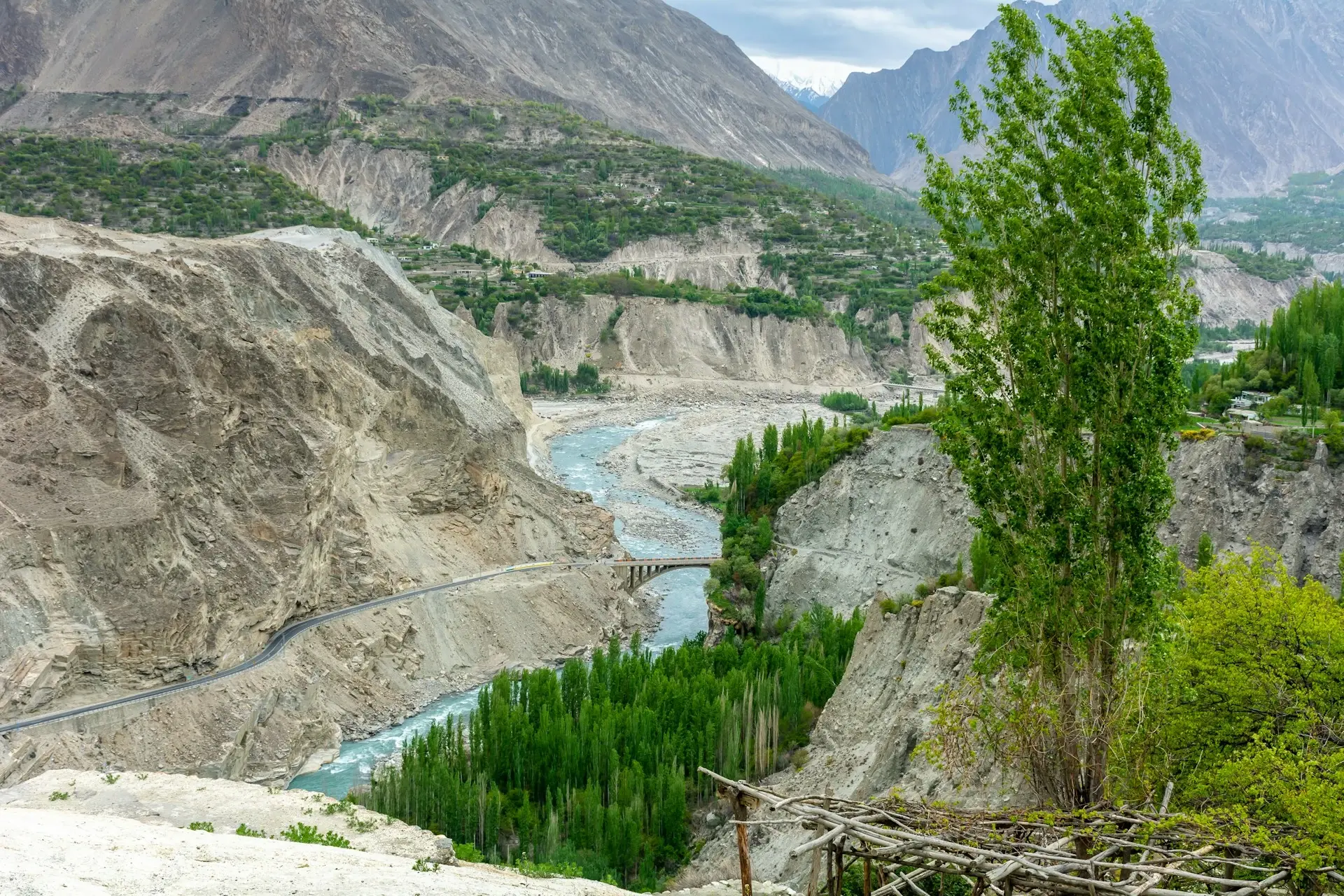 Karakoram Highway, Hunza